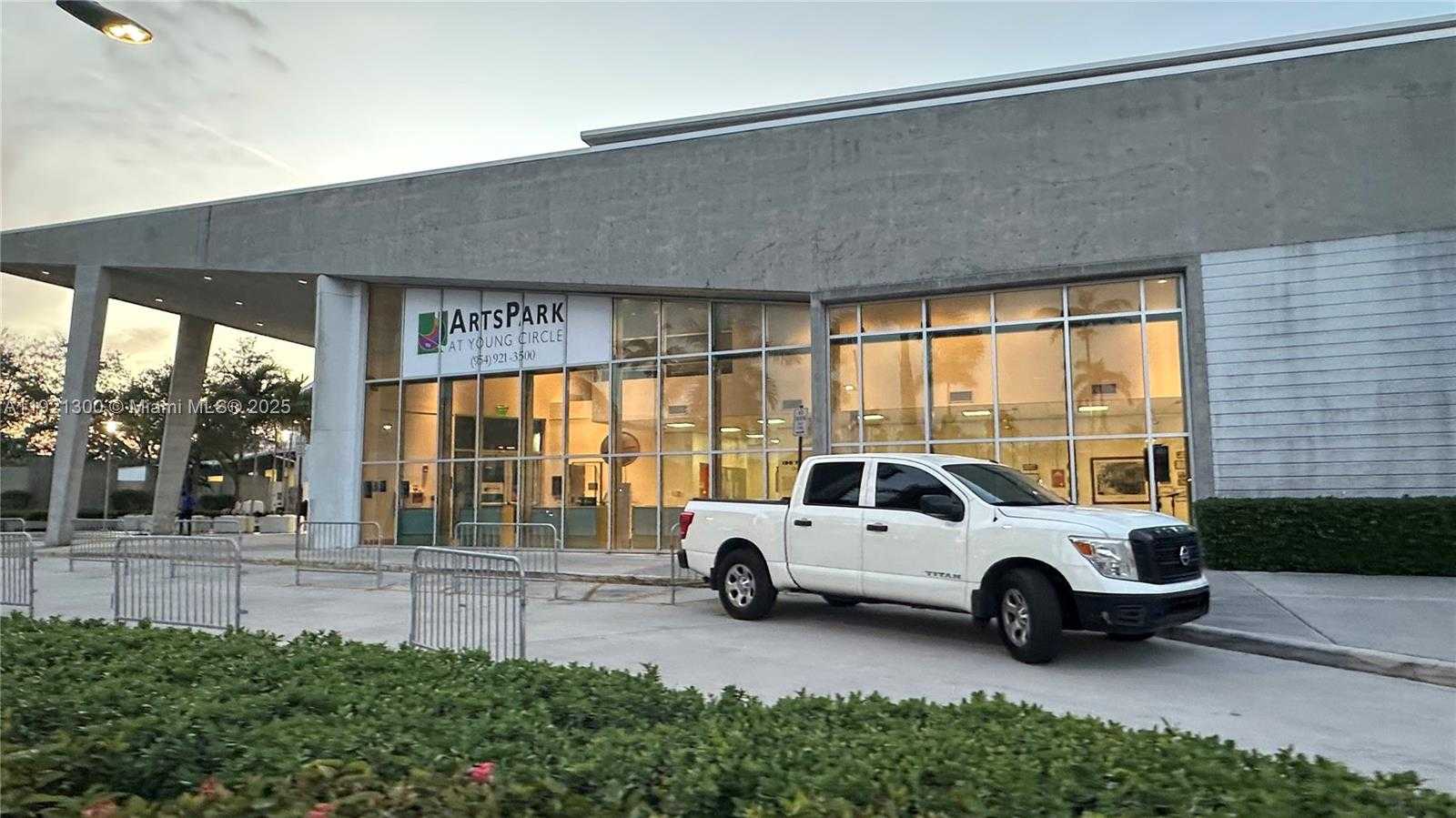 Small Image of 140 SOUTH DIXIE HWY #1007, Hollywood Number 39