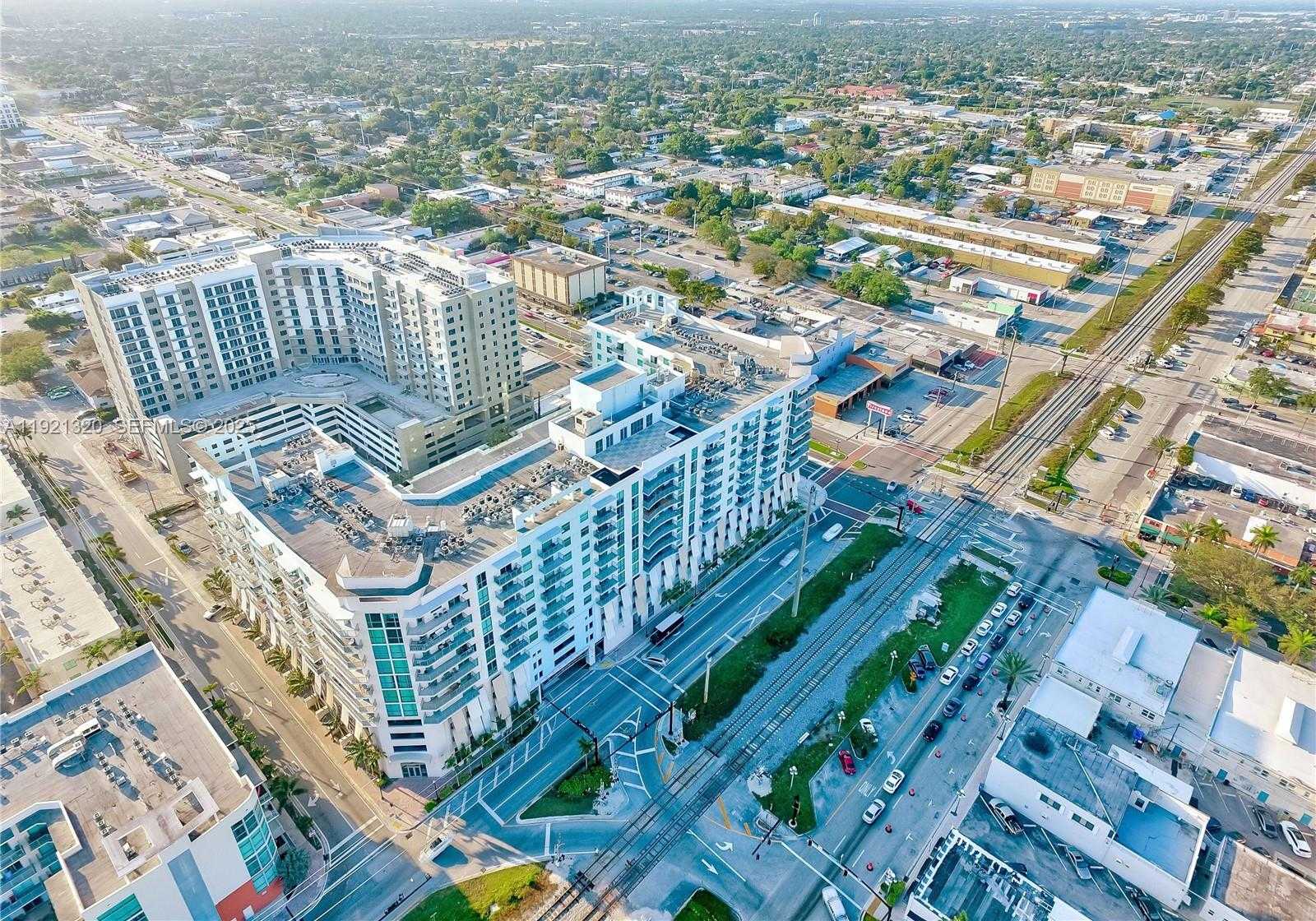 Small Image of 140 SOUTH DIXIE HWY #602, Hollywood Number 2