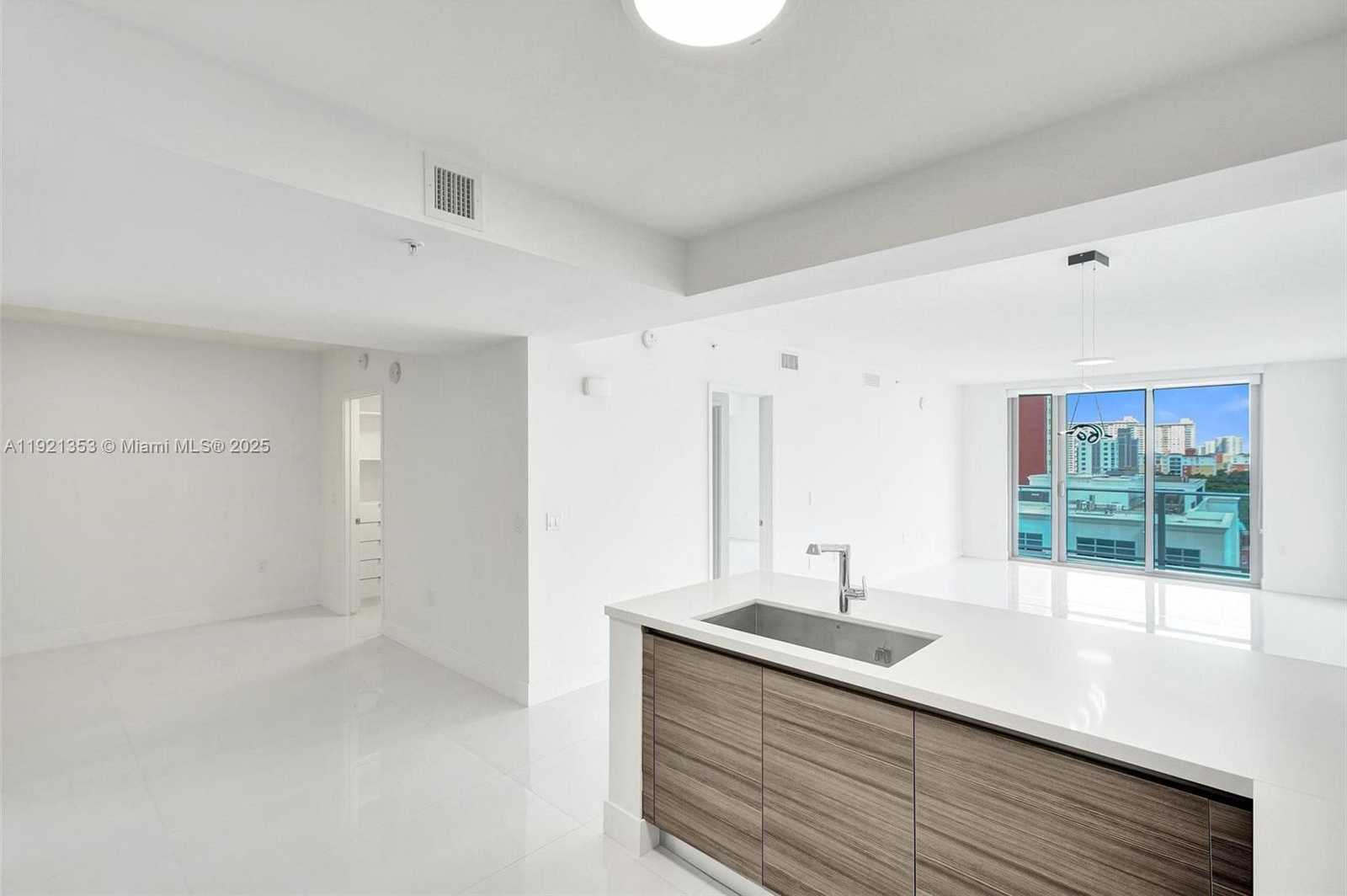 Small Image of 330 SUNNY ISLES BLVD #5-805, Sunny Isles Beach Number 2