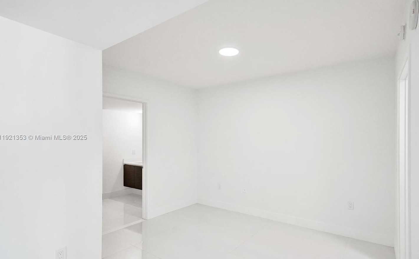 Small Image of 330 SUNNY ISLES BLVD #5-805, Sunny Isles Beach Number 22