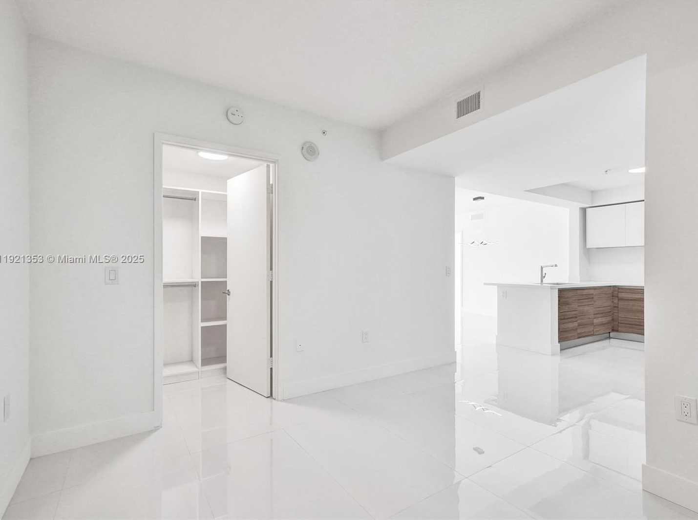 Small Image of 330 SUNNY ISLES BLVD #5-805, Sunny Isles Beach Number 24