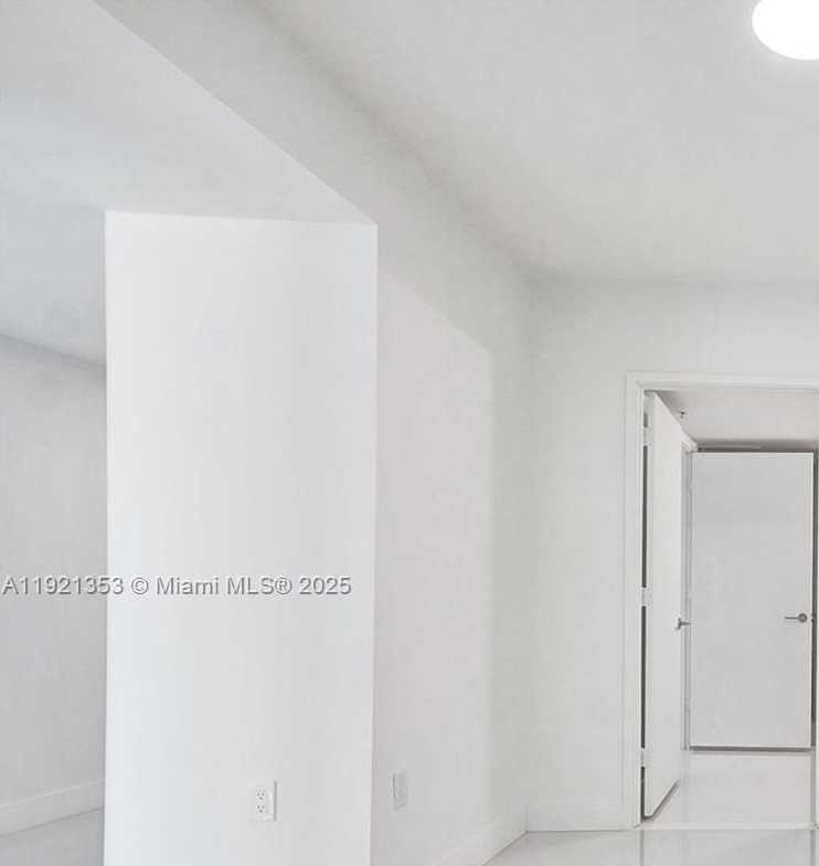 Small Image of 330 SUNNY ISLES BLVD #5-805, Sunny Isles Beach Number 26