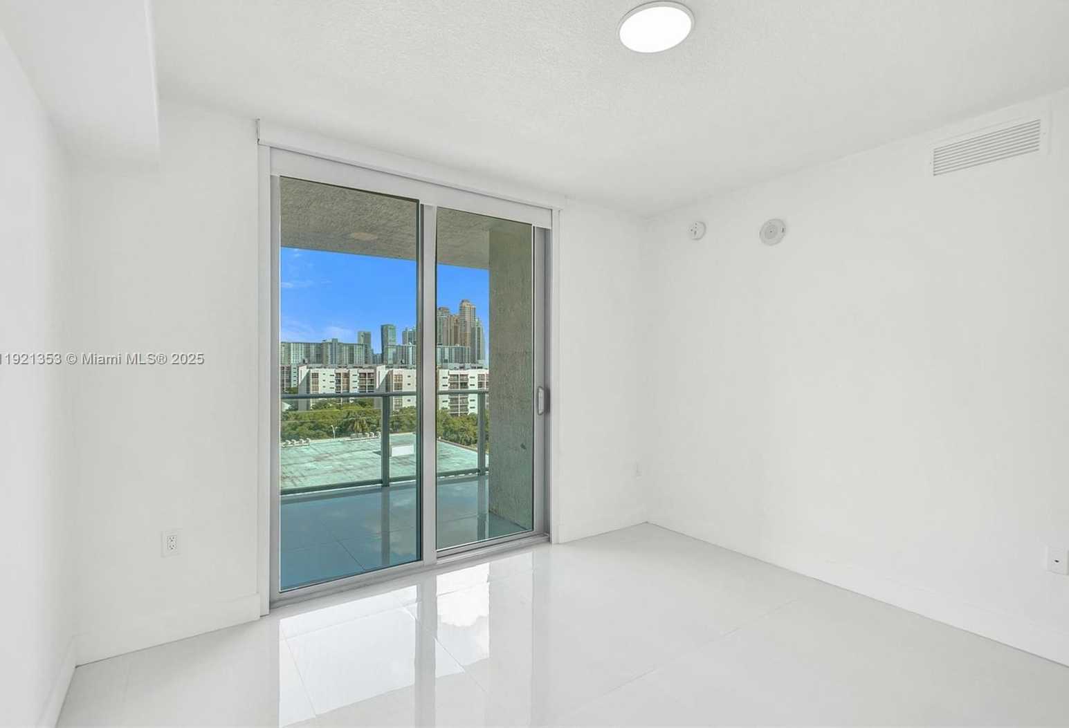 Small Image of 330 SUNNY ISLES BLVD #5-805, Sunny Isles Beach Number 31