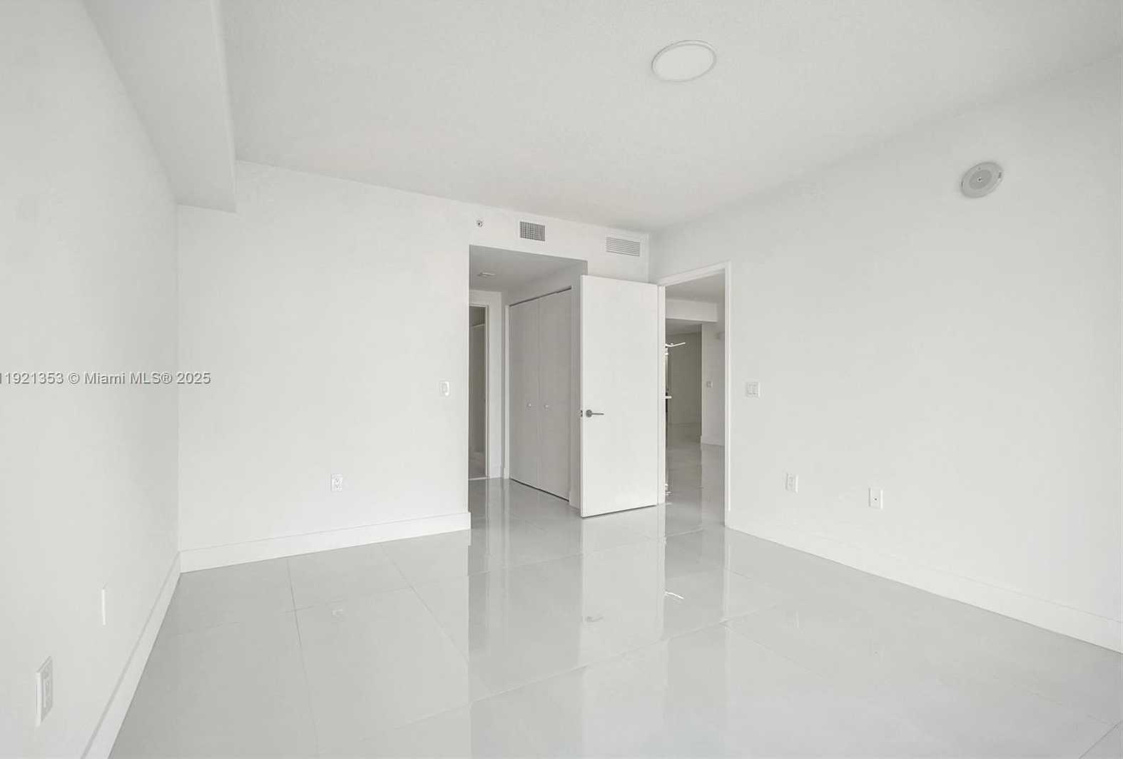 Small Image of 330 SUNNY ISLES BLVD #5-805, Sunny Isles Beach Number 43