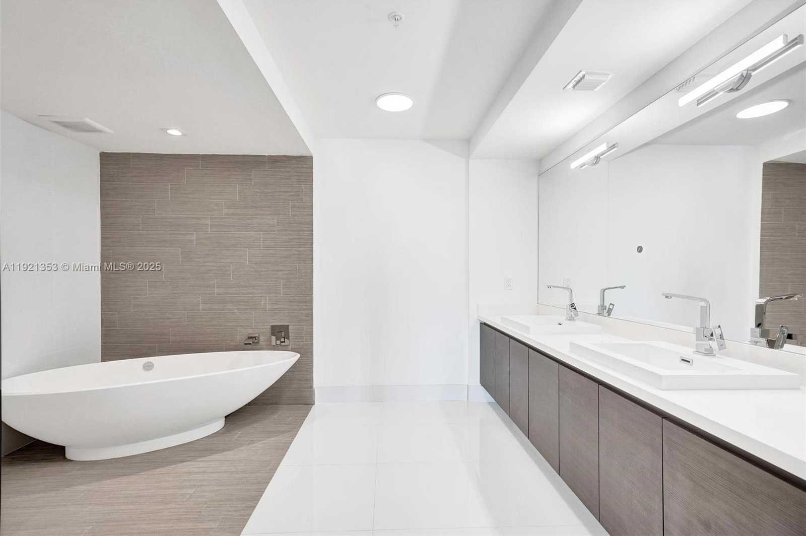 Small Image of 330 SUNNY ISLES BLVD #5-805, Sunny Isles Beach Number 50