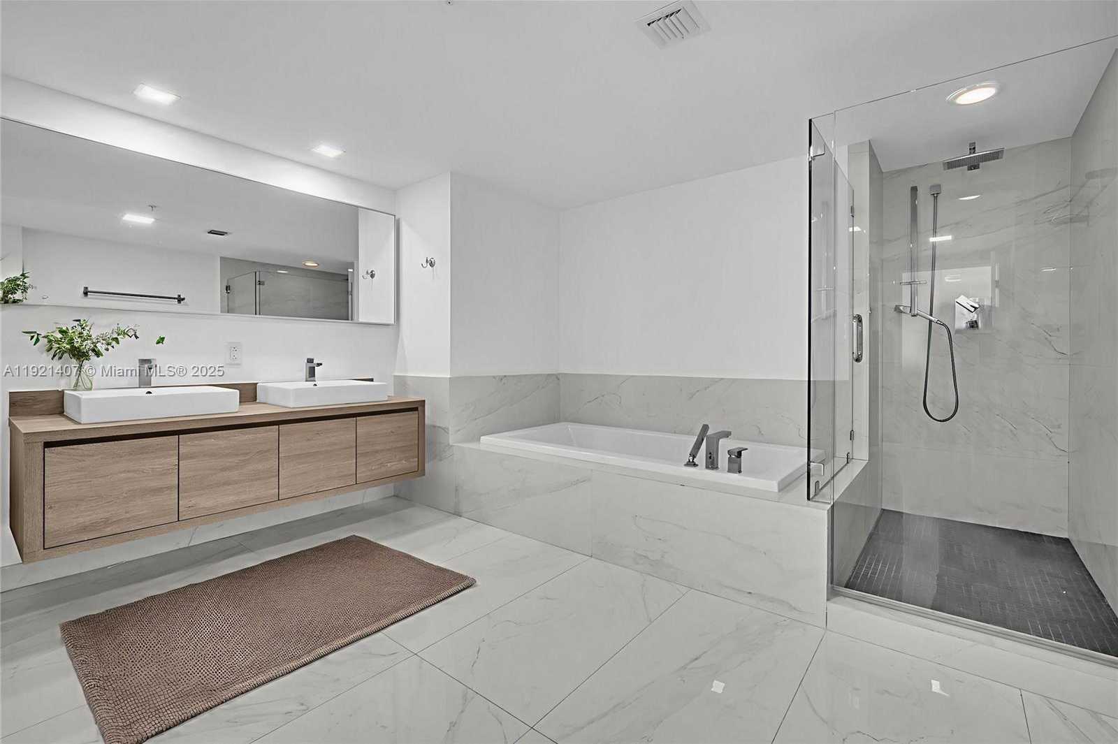 Small Image of 400 SUNNY ISLES BLVD #1519, Sunny Isles Beach Number 20