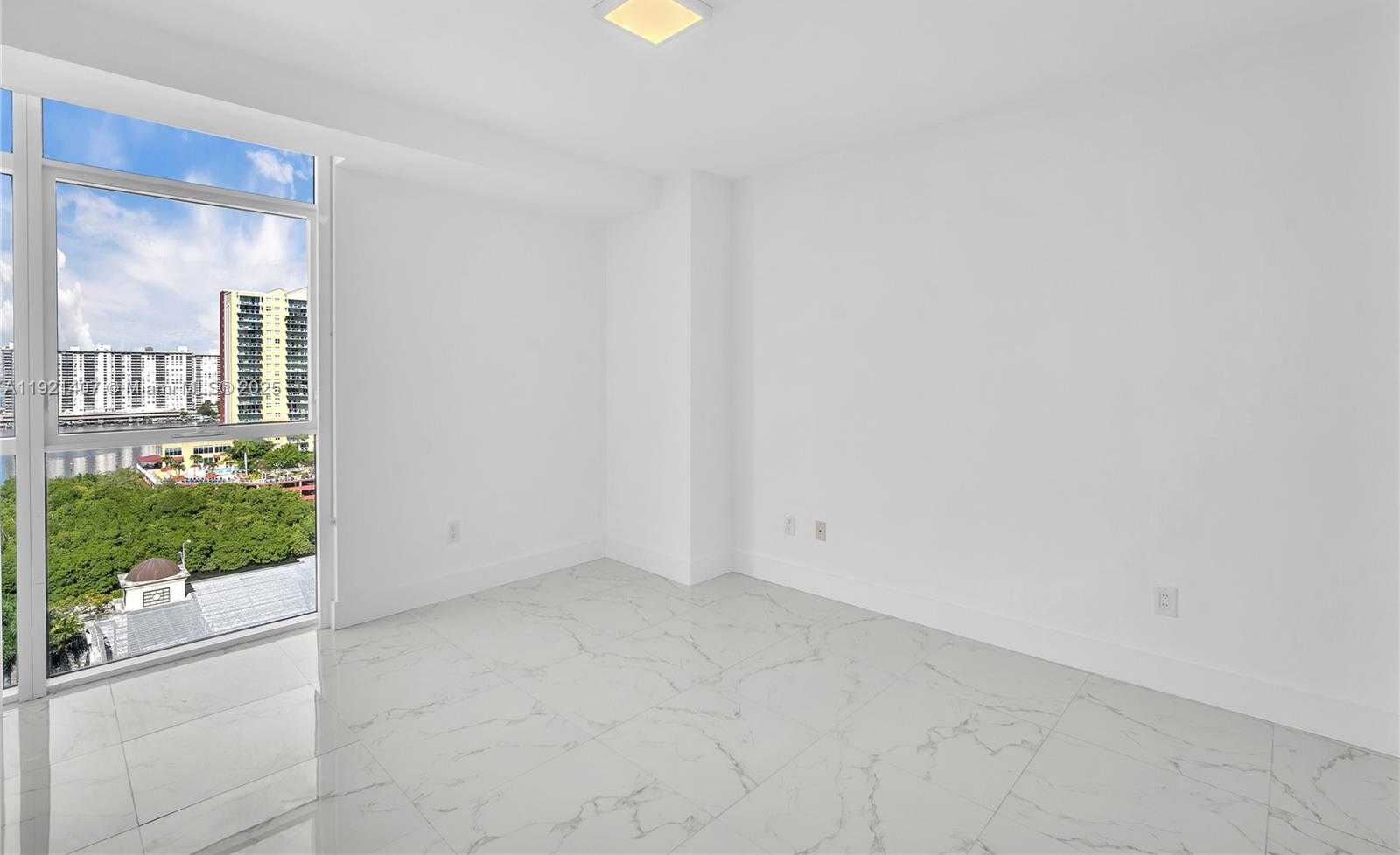 Small Image of 400 SUNNY ISLES BLVD #1519, Sunny Isles Beach Number 28