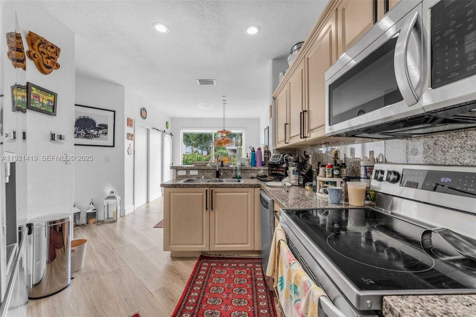 Small Image of 5610 NORTH WEST 107TH AVE #1306, Doral Number 9