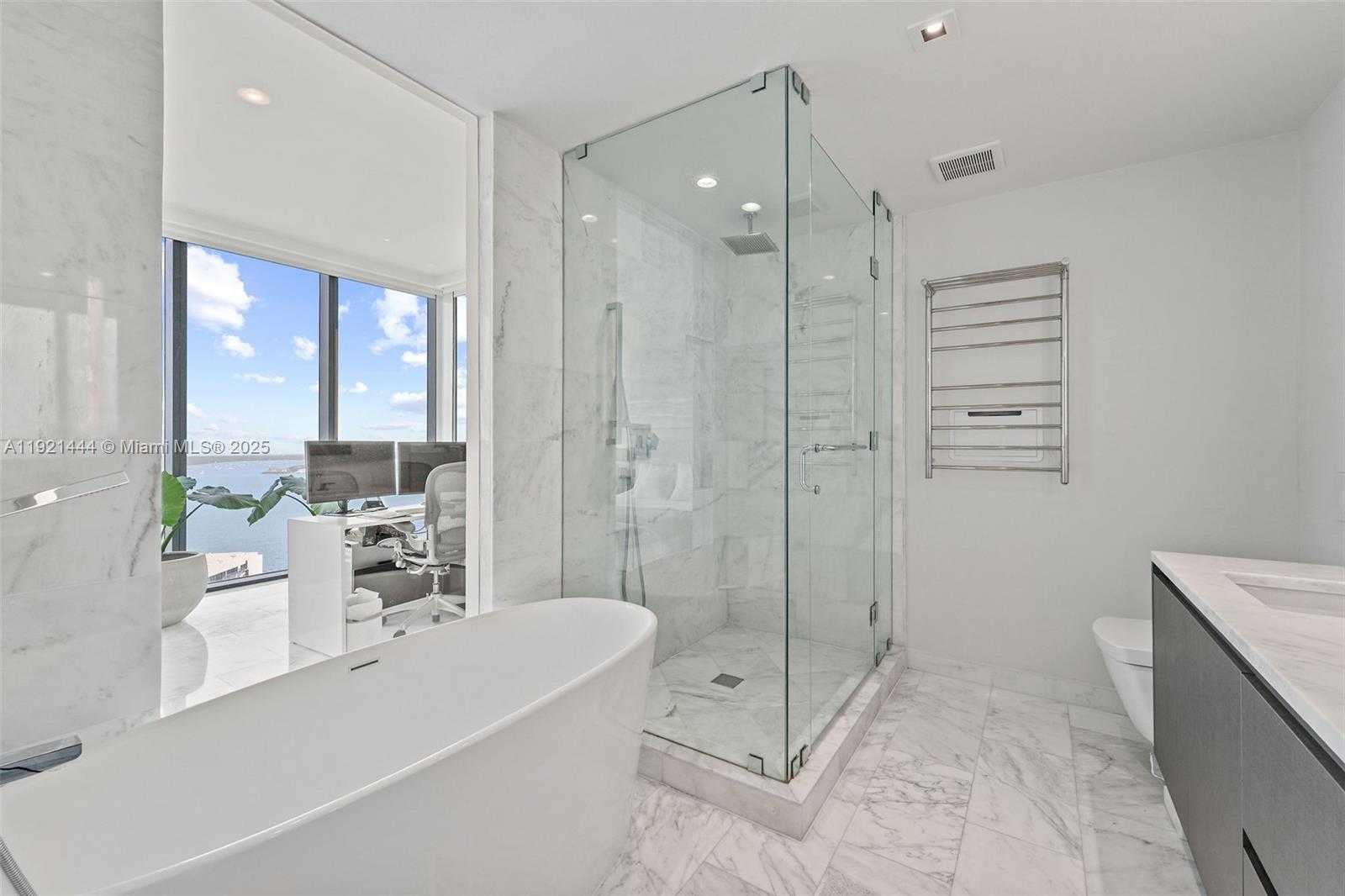 Small Image of 1451 BRICKELL AVE #2802, Miami Number 21