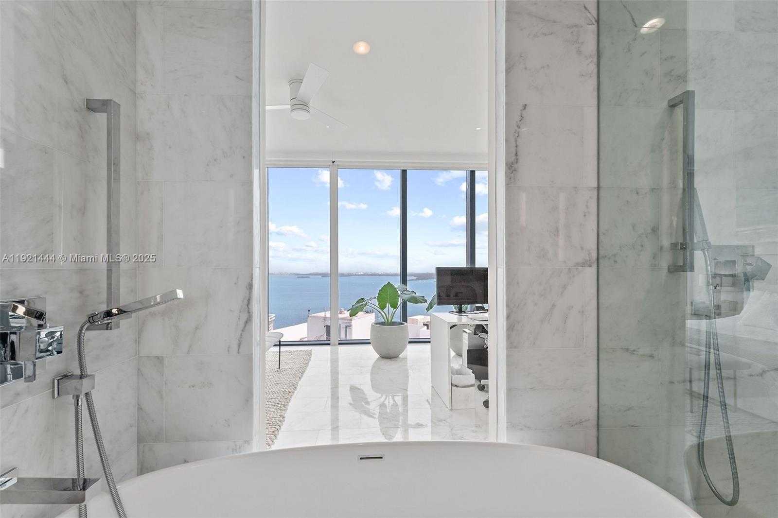 Small Image of 1451 BRICKELL AVE #2802, Miami Number 22