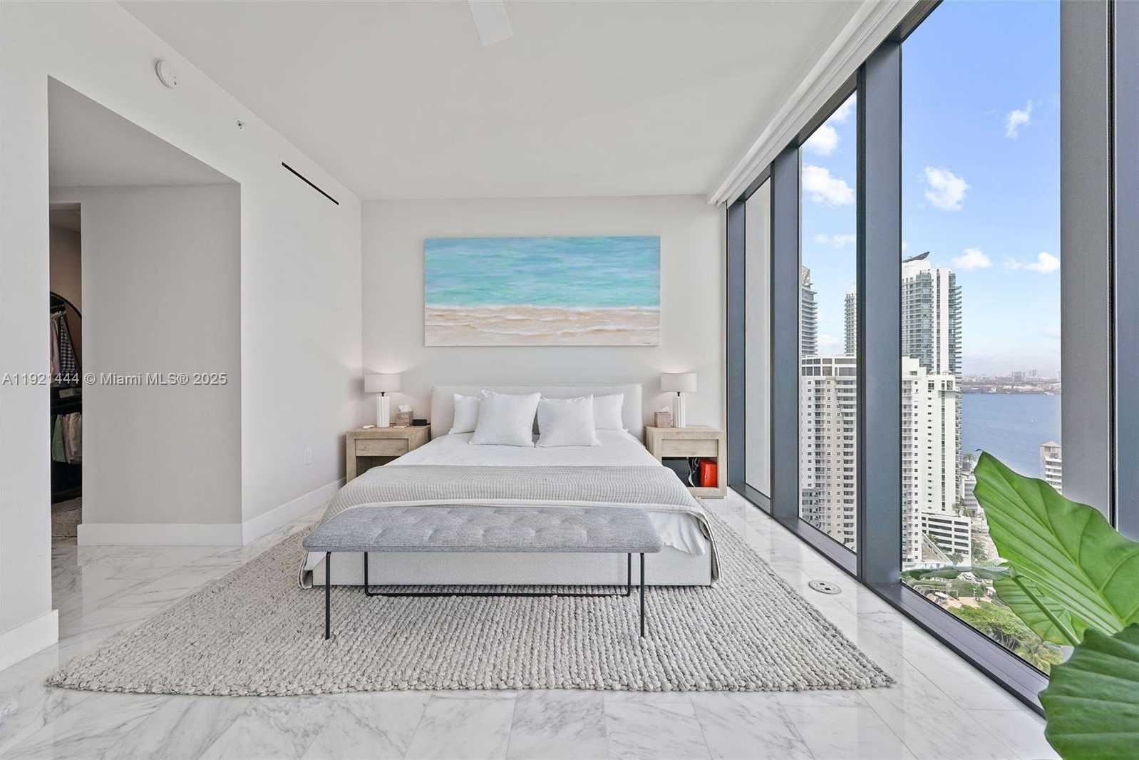 Small Image of 1451 BRICKELL AVE #2802, Miami Number 24