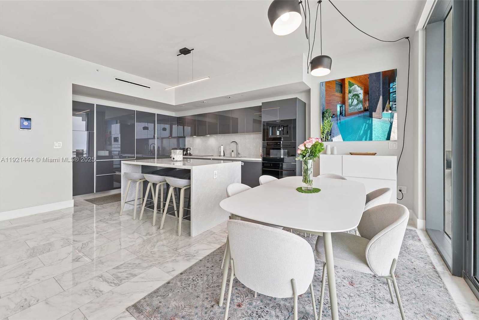 Small Image of 1451 BRICKELL AVE #2802, Miami Number 3