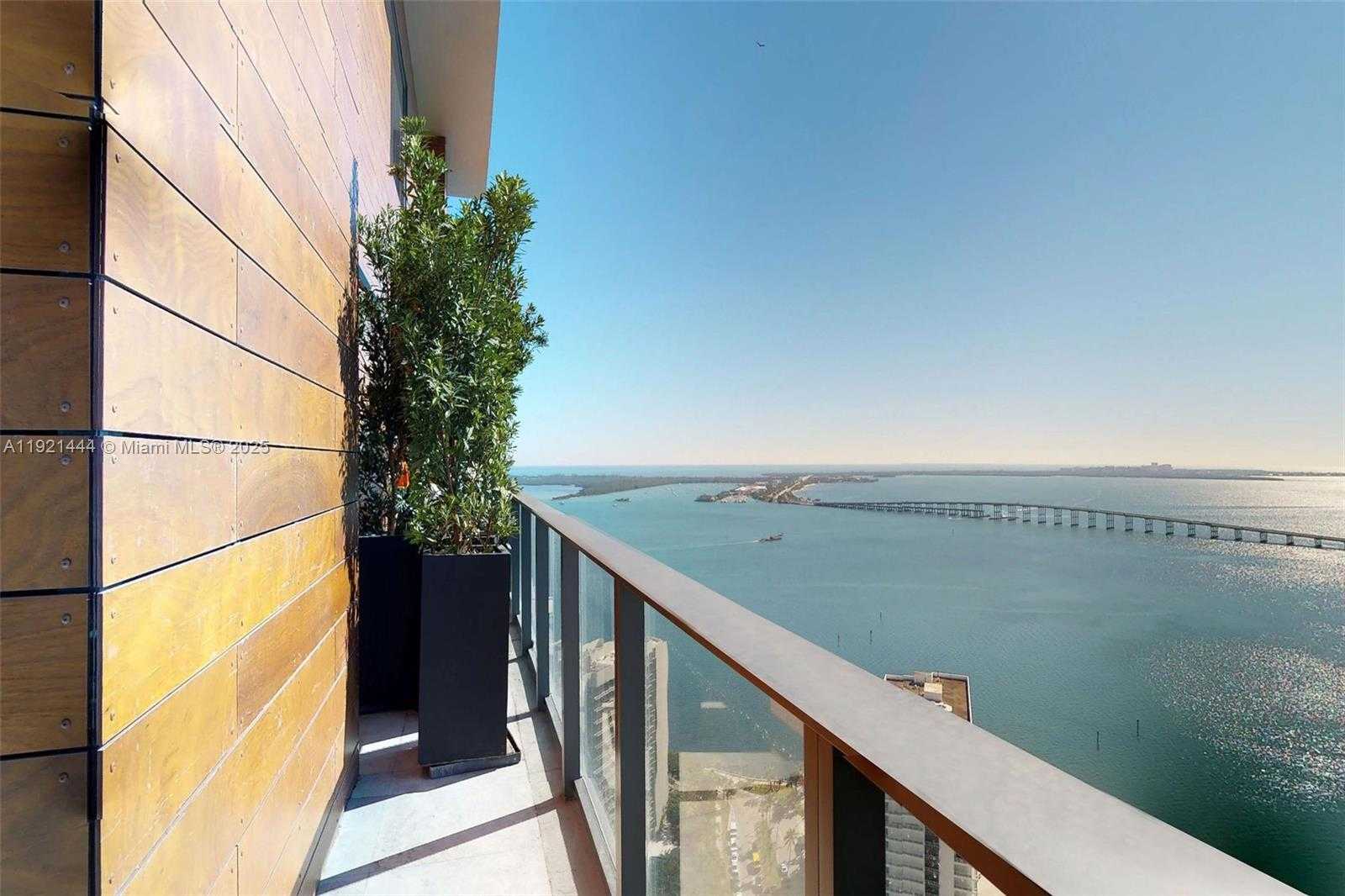 Small Image of 1451 BRICKELL AVE #2802, Miami Number 30