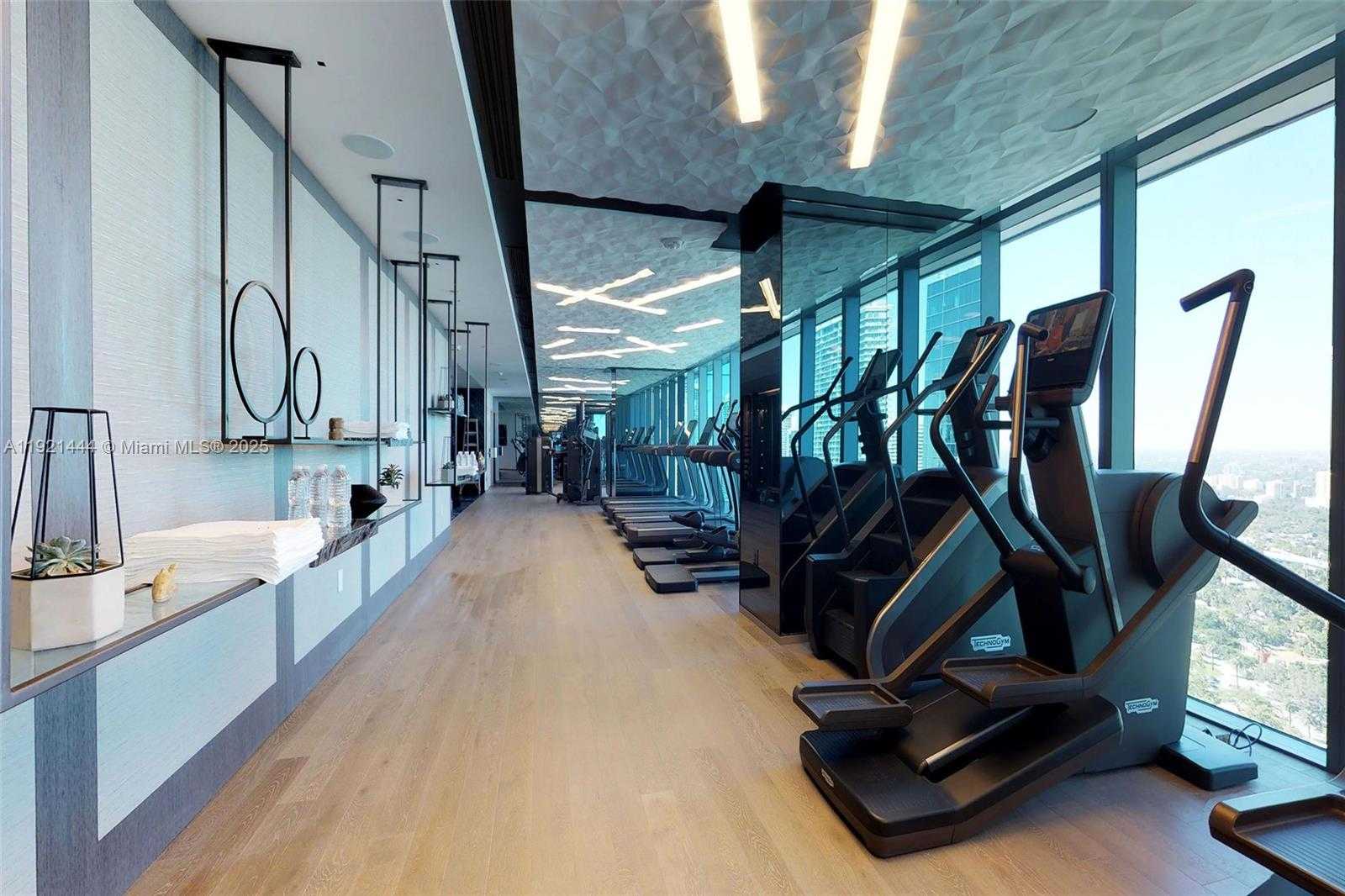 Small Image of 1451 BRICKELL AVE #2802, Miami Number 32