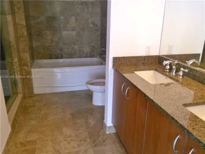 Small Image of 300 SOUTH BISCAYNE BLVD #2710, Miami Number 7