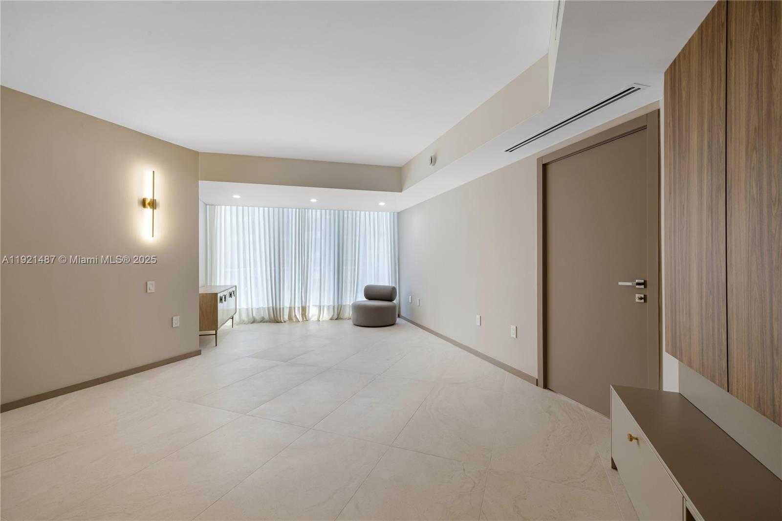 Small Image of 10155 COLLINS AVE #202, Bal Harbour Number 40