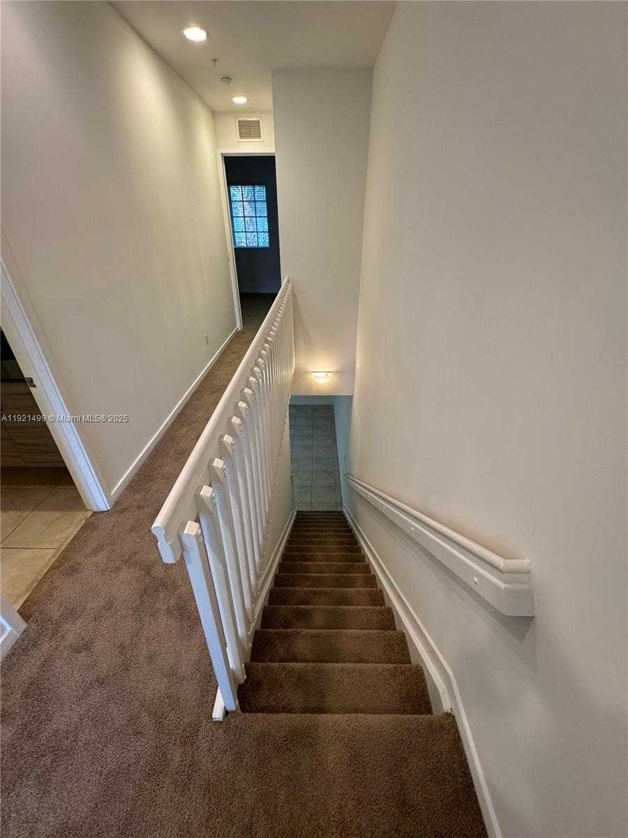 Imagen de Pequeño Objeto