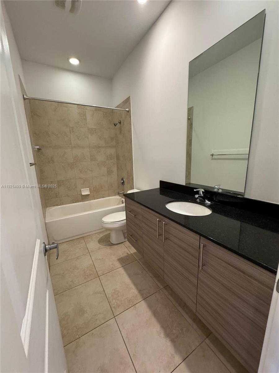 Imagen de Pequeño Objeto