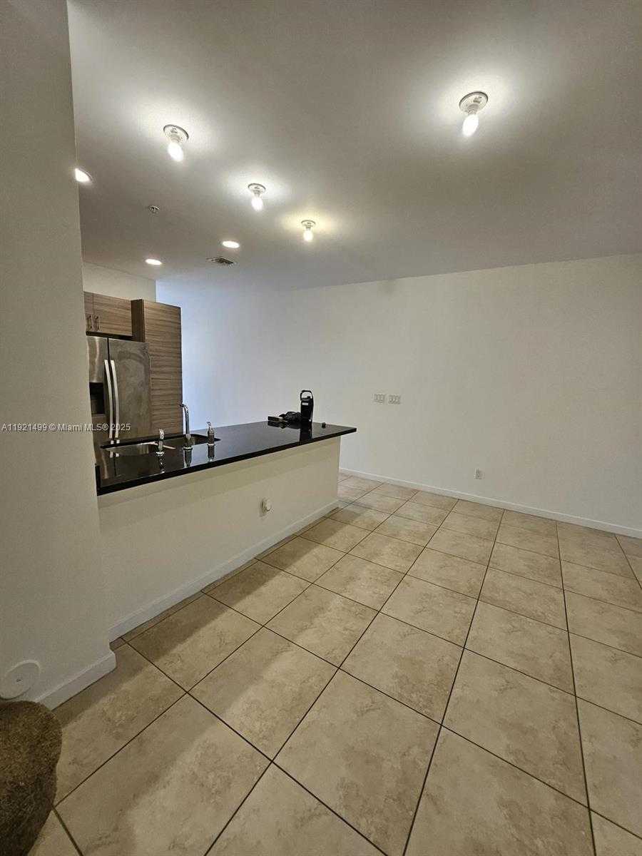 Imagen de Pequeño Objeto