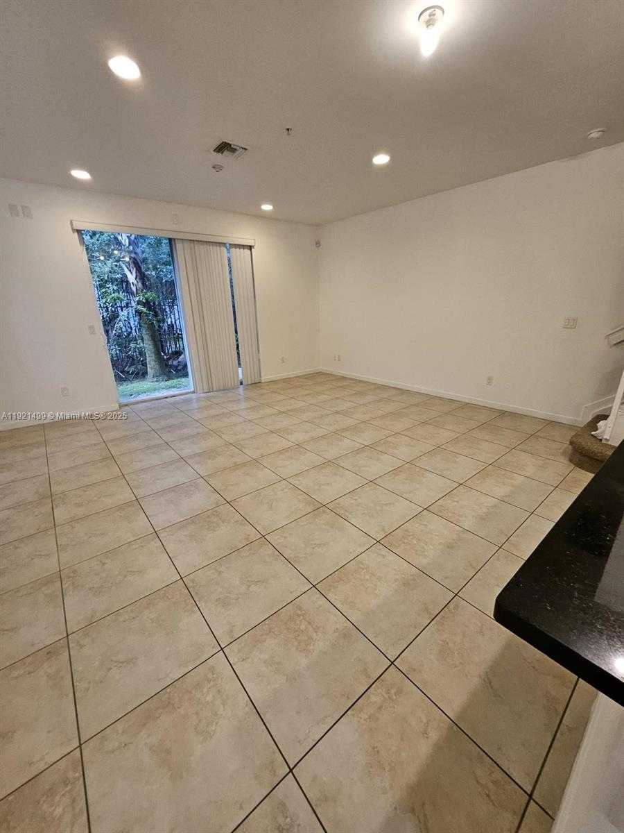 Imagen de Pequeño Objeto