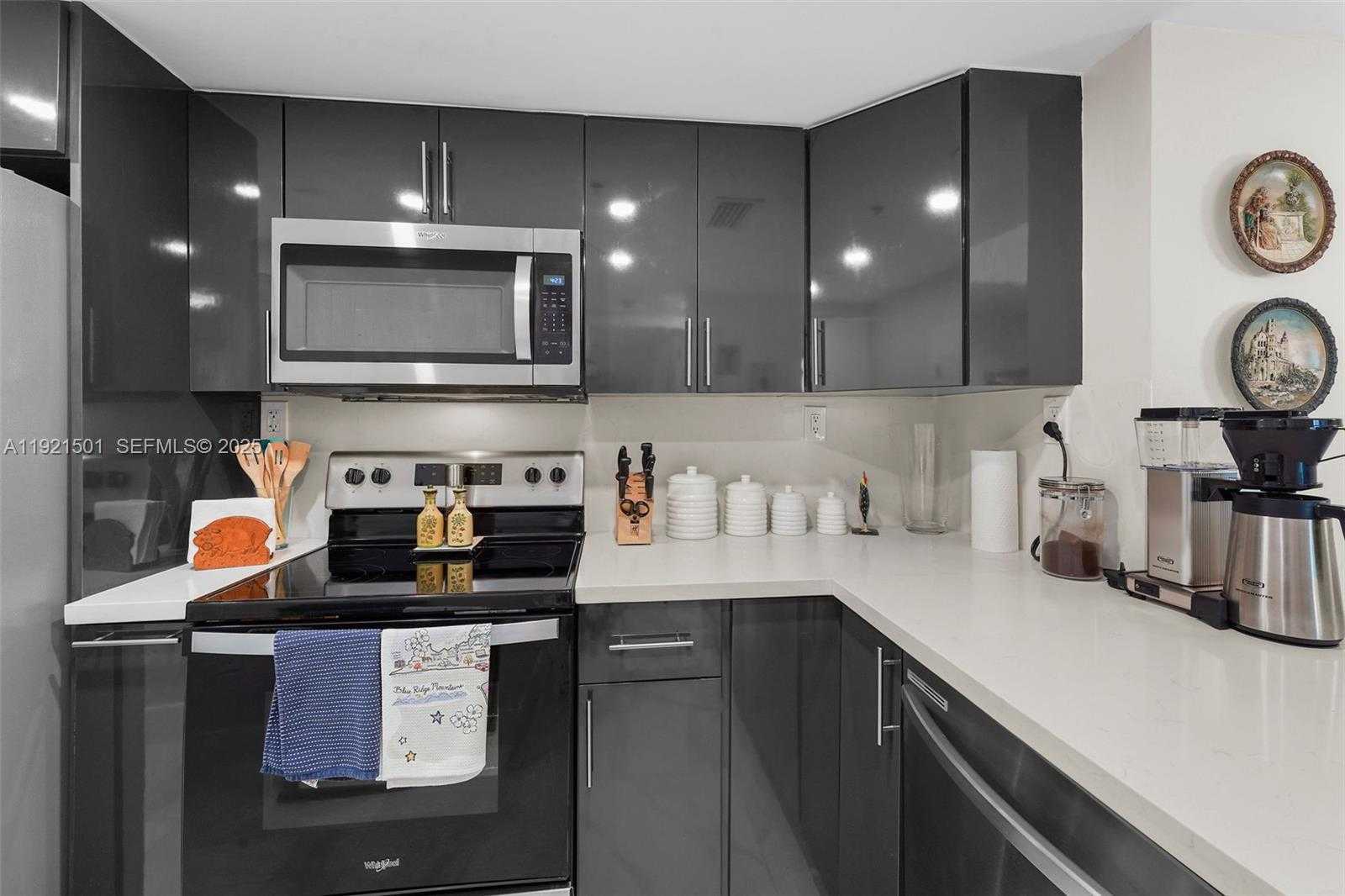 Small Image of 650 WEST AVE #306, Miami Beach Number 15