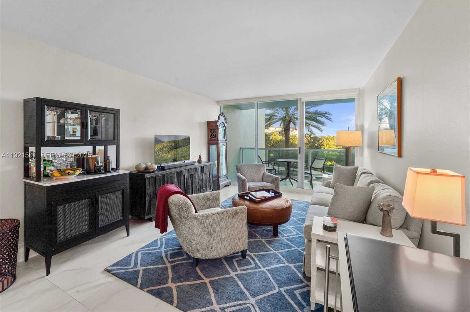 Small Image of 650 WEST AVE #306, Miami Beach Number 2