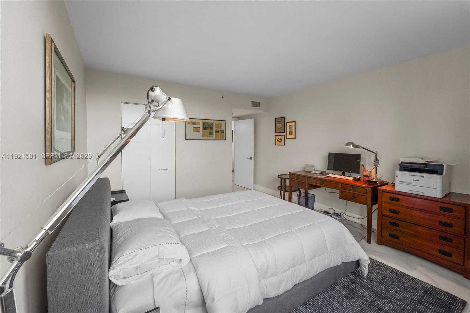 Small Image of 650 WEST AVE #306, Miami Beach Number 23