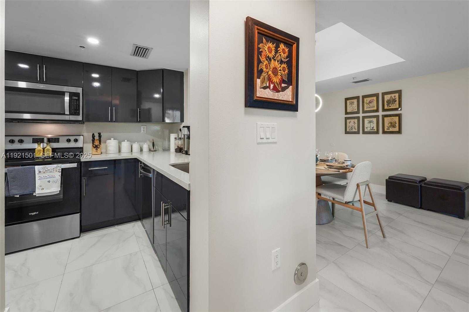 Small Image of 650 WEST AVE #306, Miami Beach Number 27