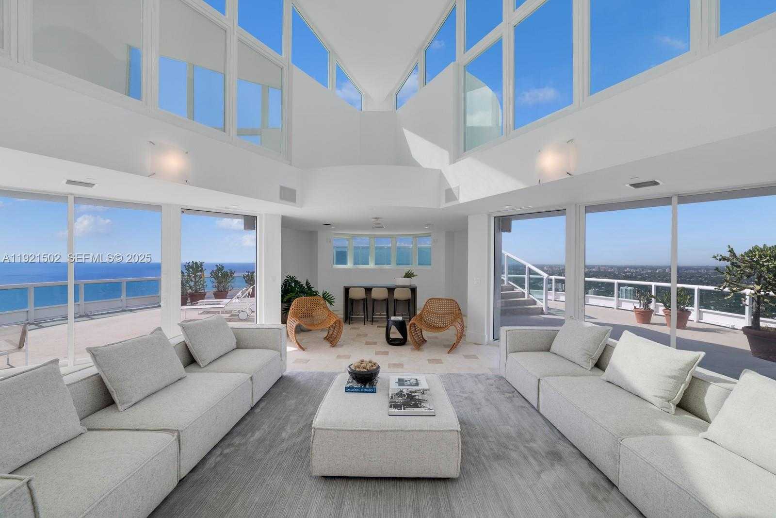 Small Image of 1643 BRICKELL AVE #4902, Miami Number 22