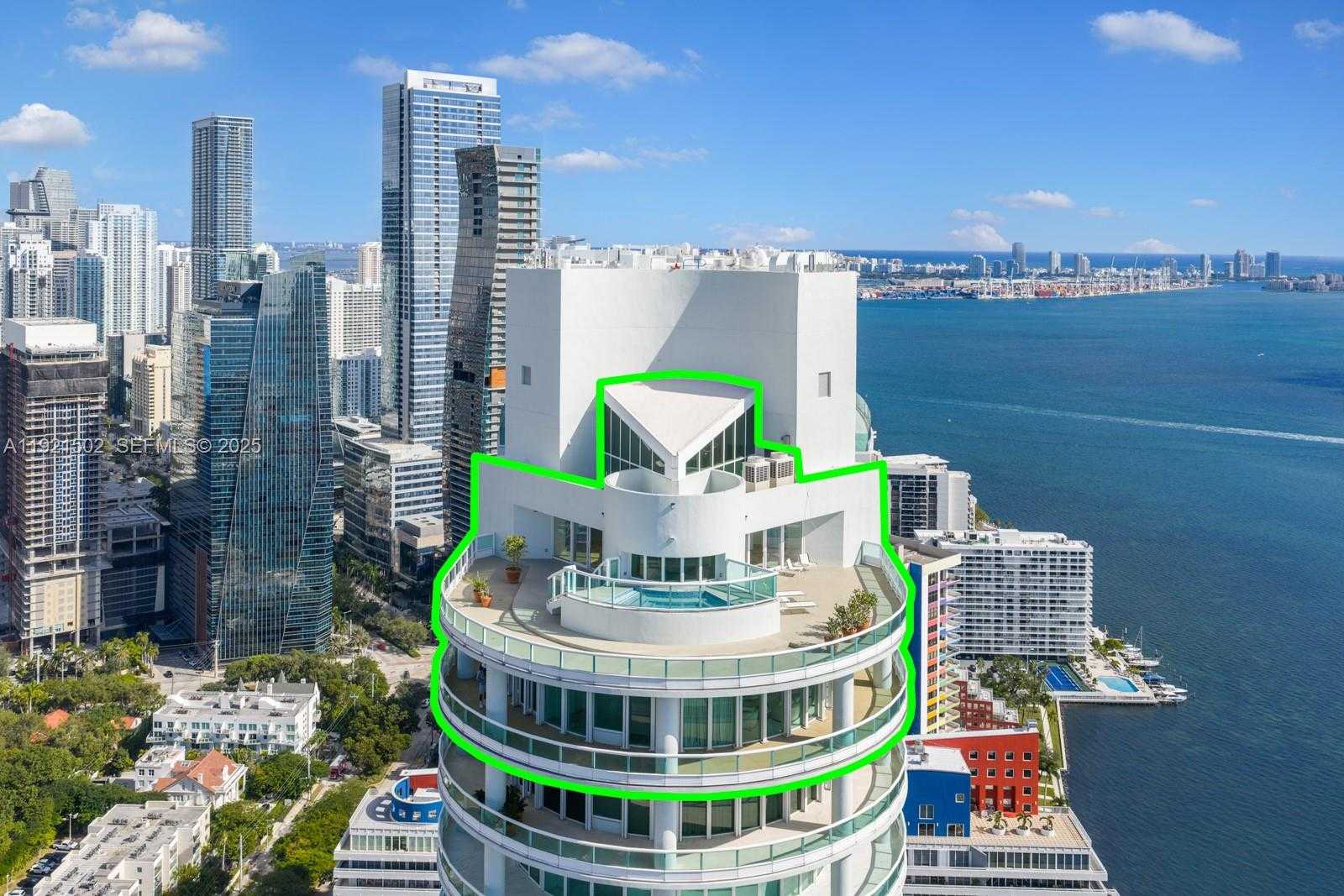 Small Image of 1643 BRICKELL AVE #4902, Miami Number 35