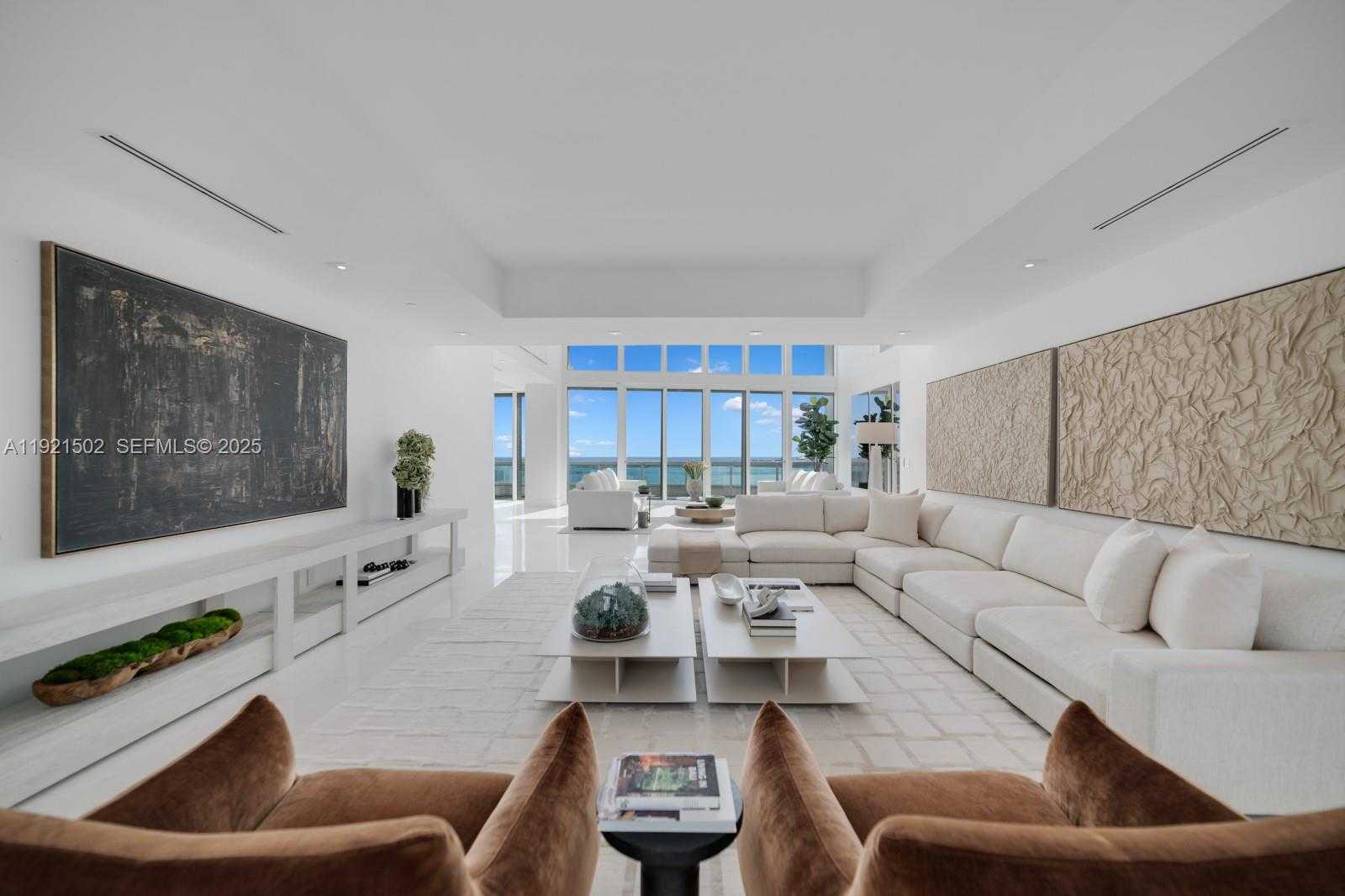 Small Image of 1643 BRICKELL AVE #4902, Miami Number 4