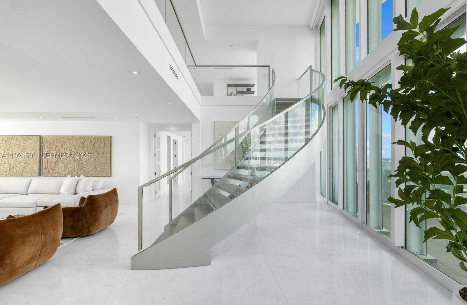 Small Image of 1643 BRICKELL AVE #4902, Miami Number 6