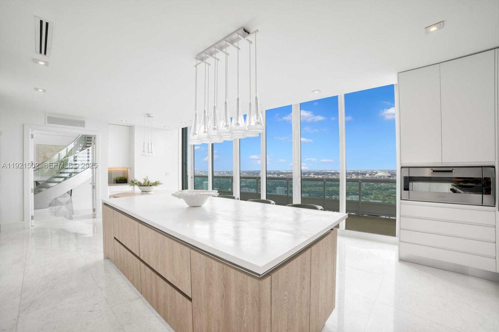 Small Image of 1643 BRICKELL AVE #4902, Miami Number 8