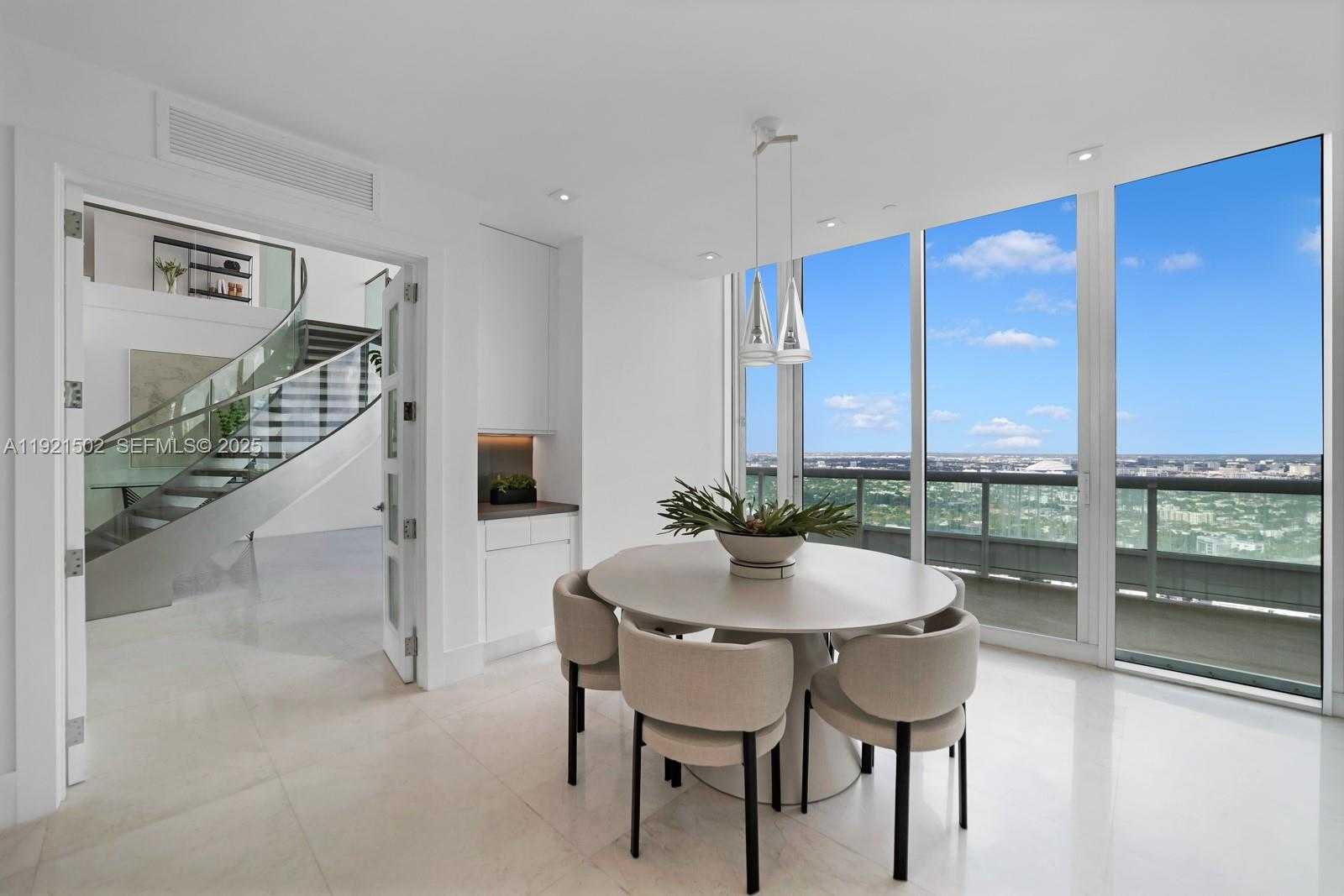 Small Image of 1643 BRICKELL AVE #4902, Miami Number 9