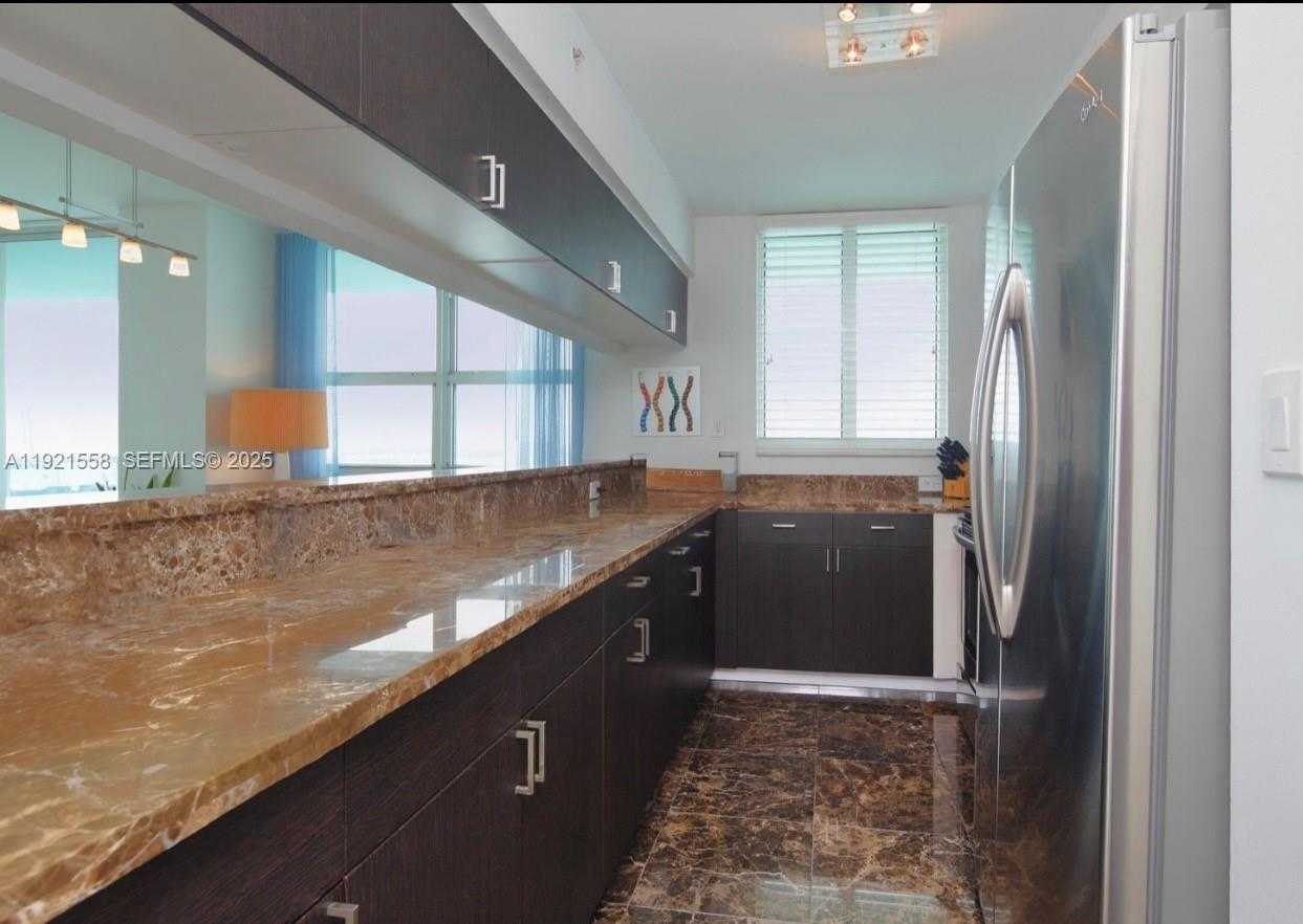 Small Image of 650 WEST AVE #2801, Miami Beach Number 7