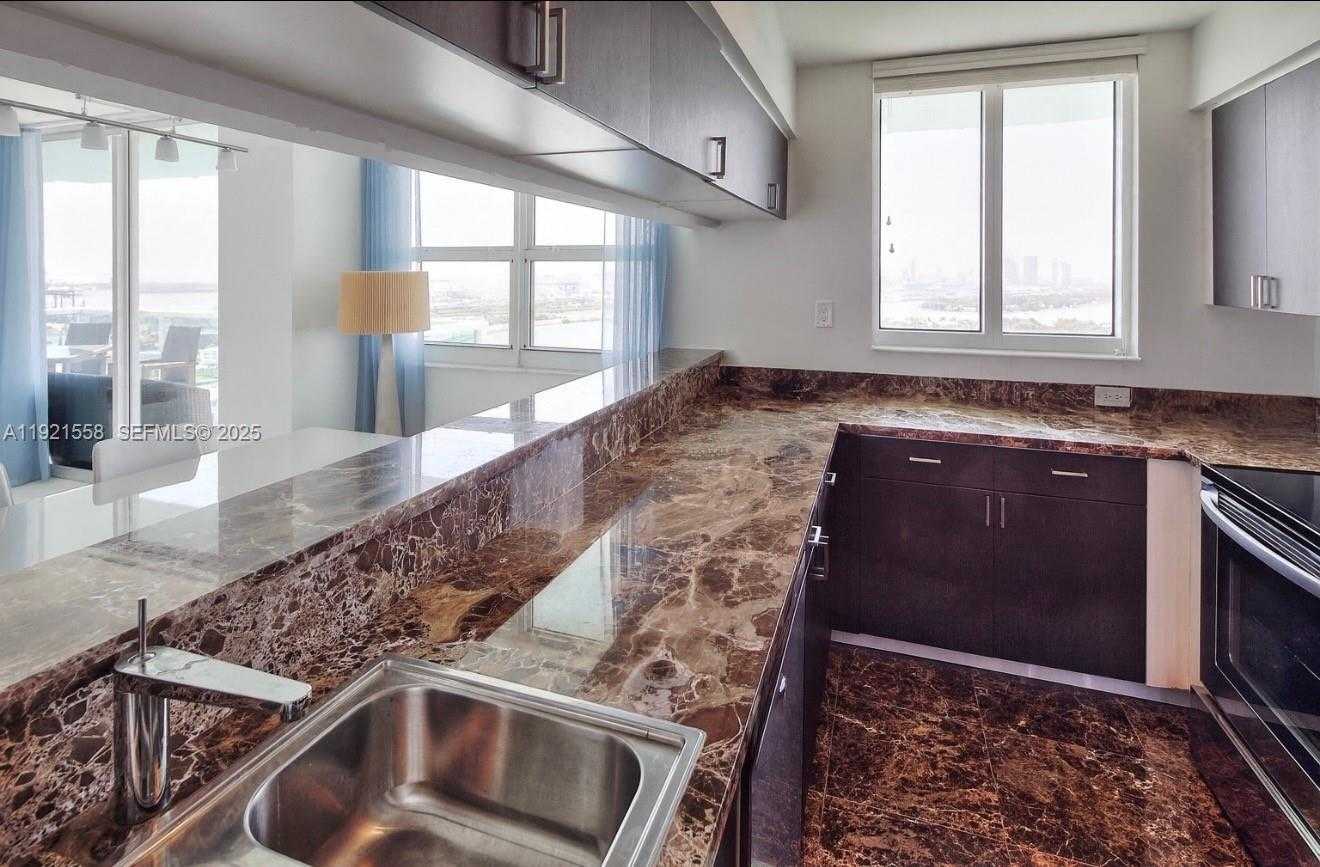 Small Image of 650 WEST AVE #2801, Miami Beach Number 8