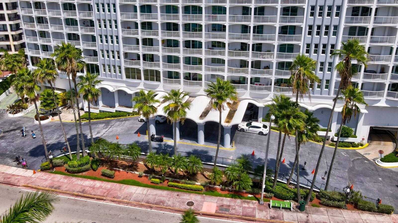 Small Image of 5401 COLLINS AVE #340, Miami Beach Number 13