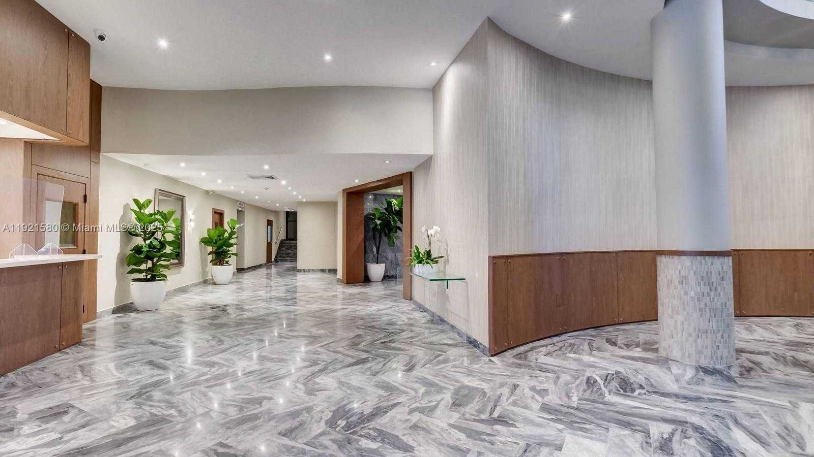 Small Image of 5401 COLLINS AVE #340, Miami Beach Number 19