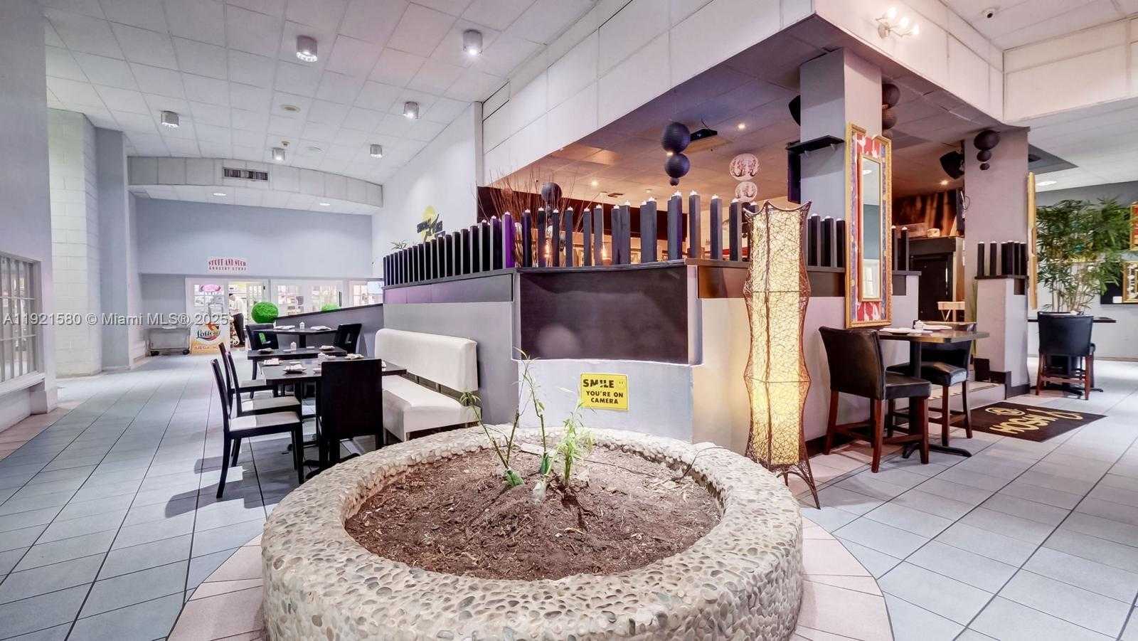 Small Image of 5401 COLLINS AVE #340, Miami Beach Number 35