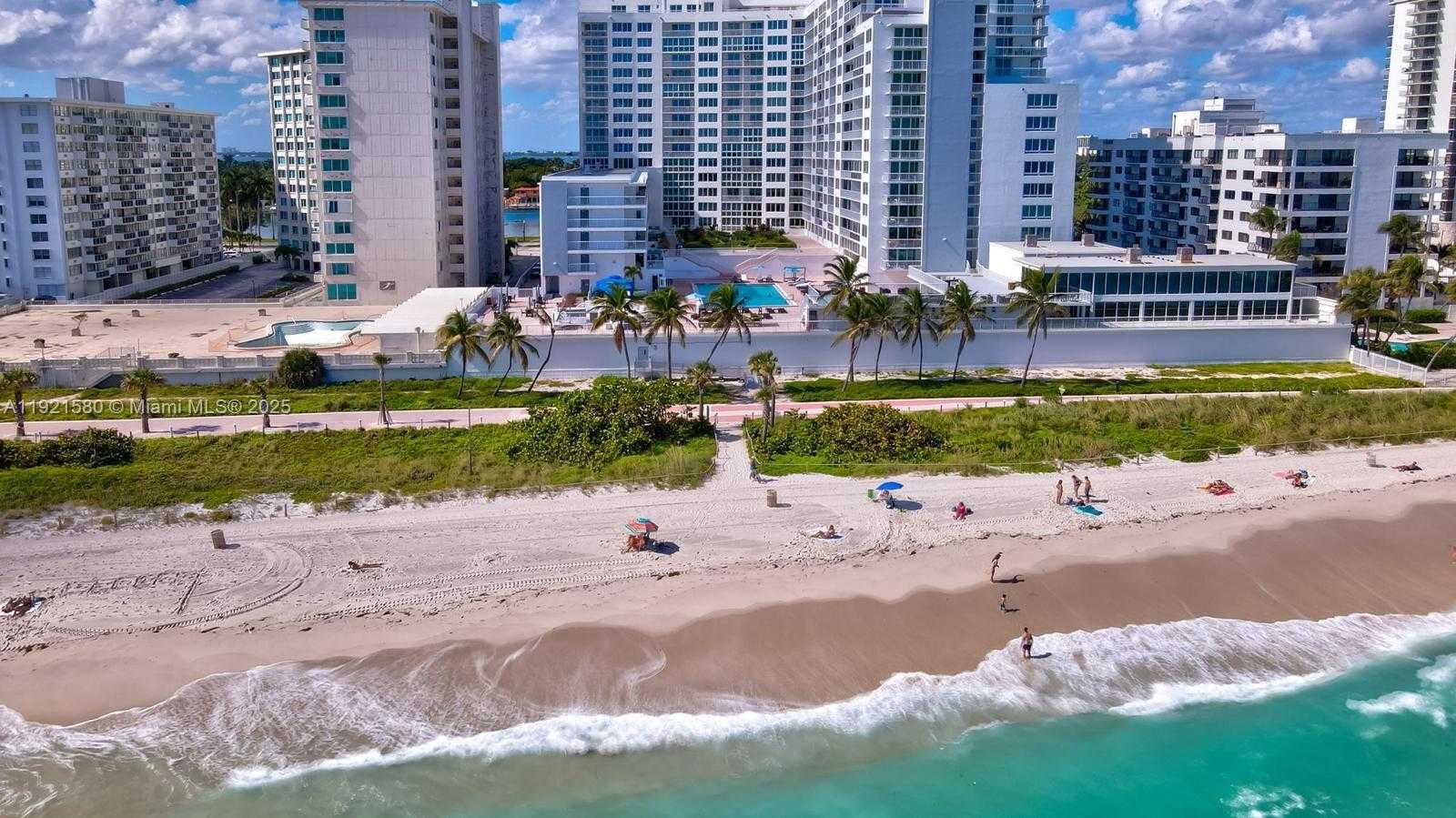 Small Image of 5401 COLLINS AVE #340, Miami Beach Number 8