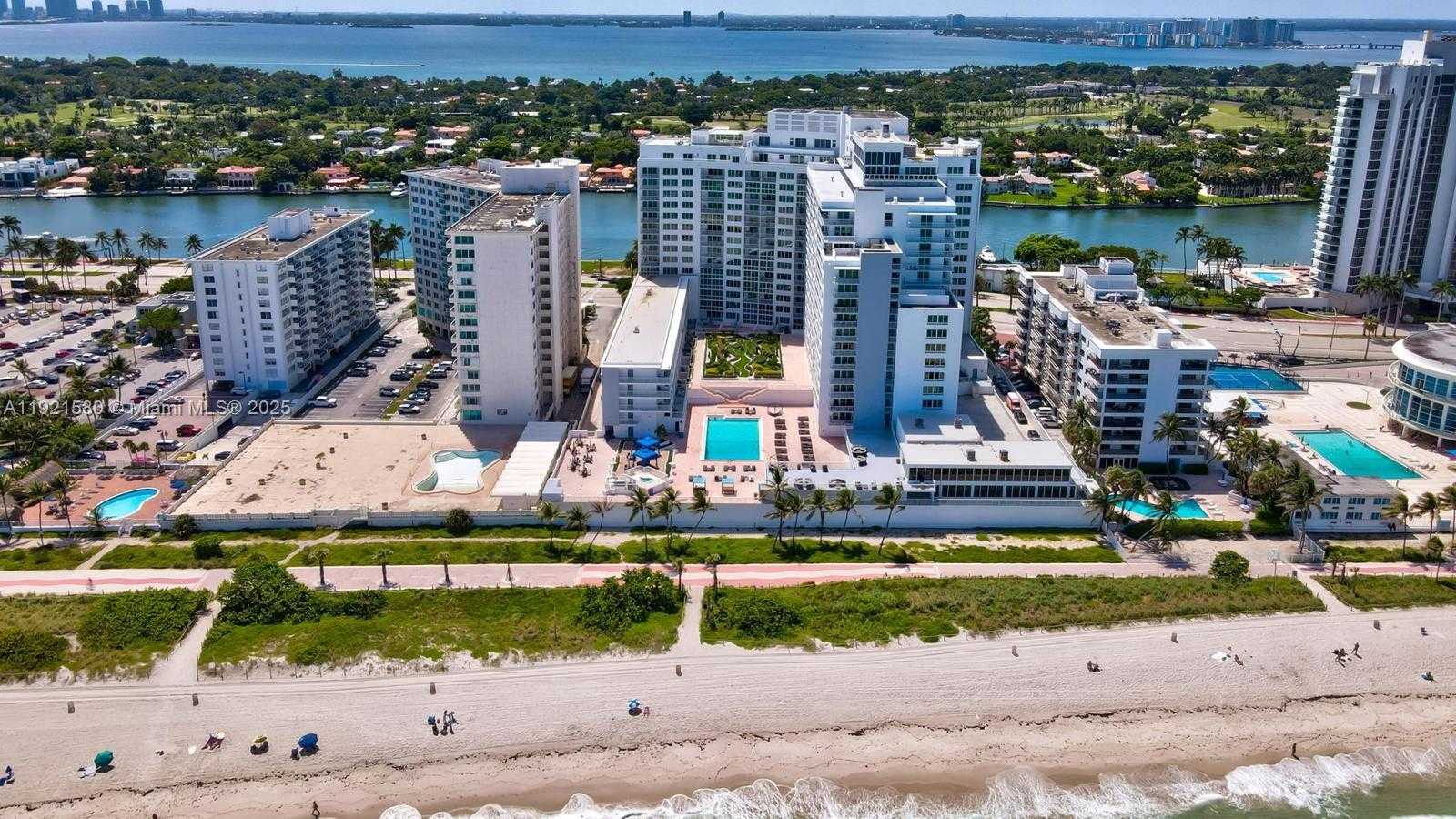 Small Image of 5401 COLLINS AVE #340, Miami Beach Number 9