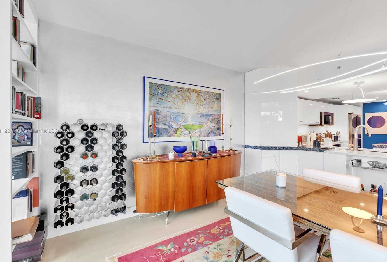 Imagen de Pequeño Objeto