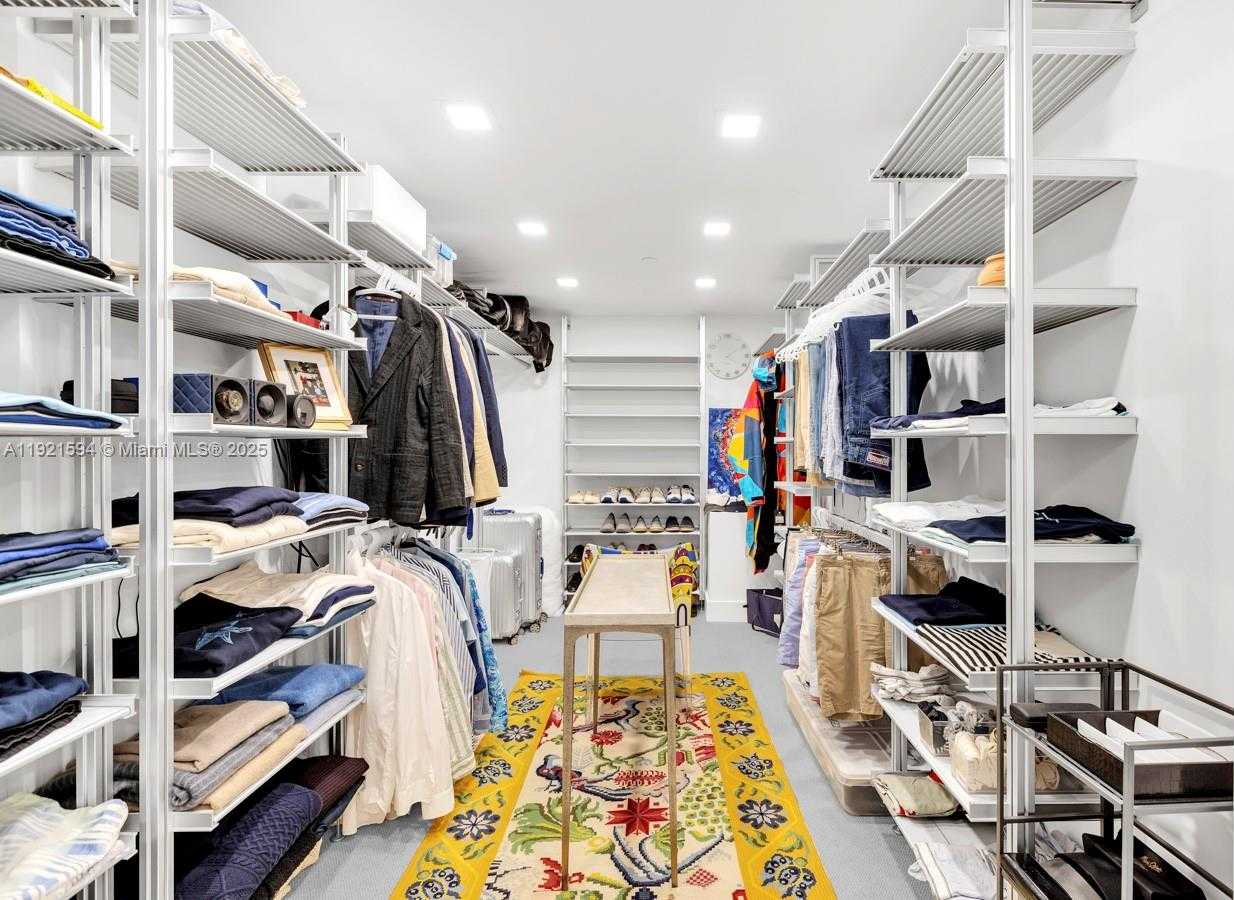 Imagen de Pequeño Objeto