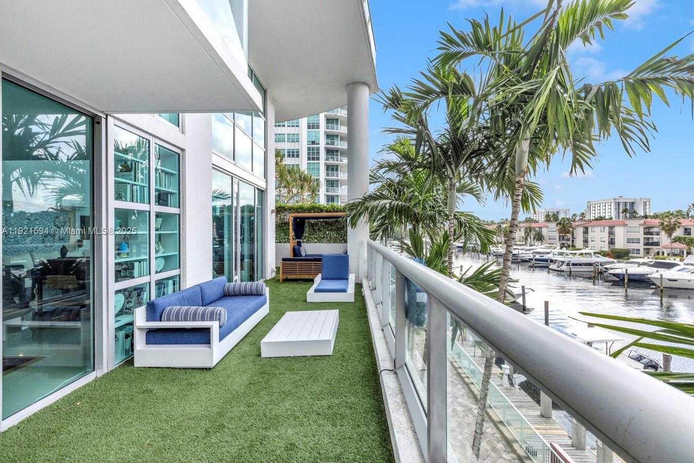 Imagen de Pequeño Objeto