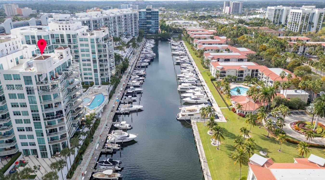 Imagen de Pequeño Objeto