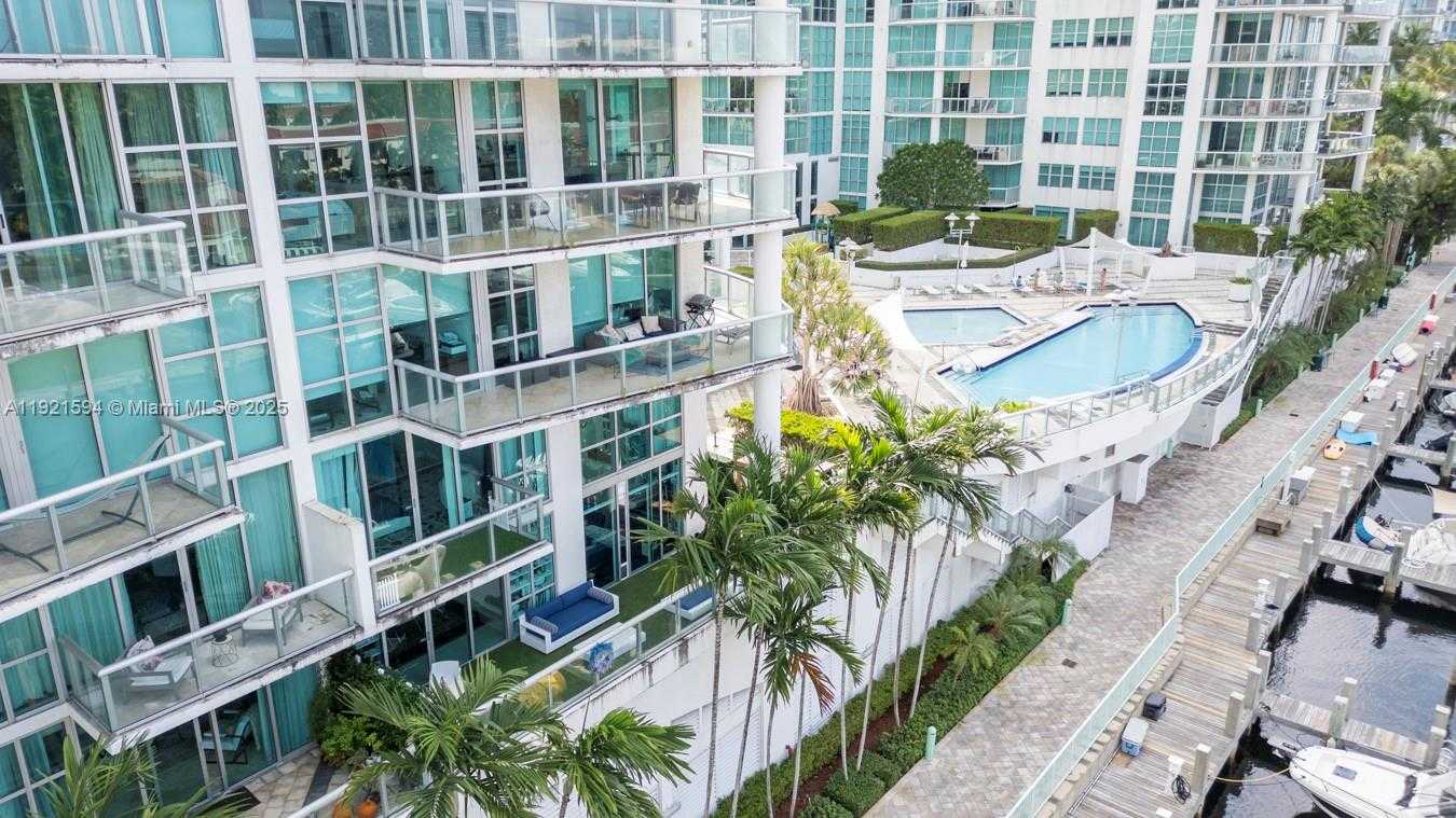 Imagen de Pequeño Objeto