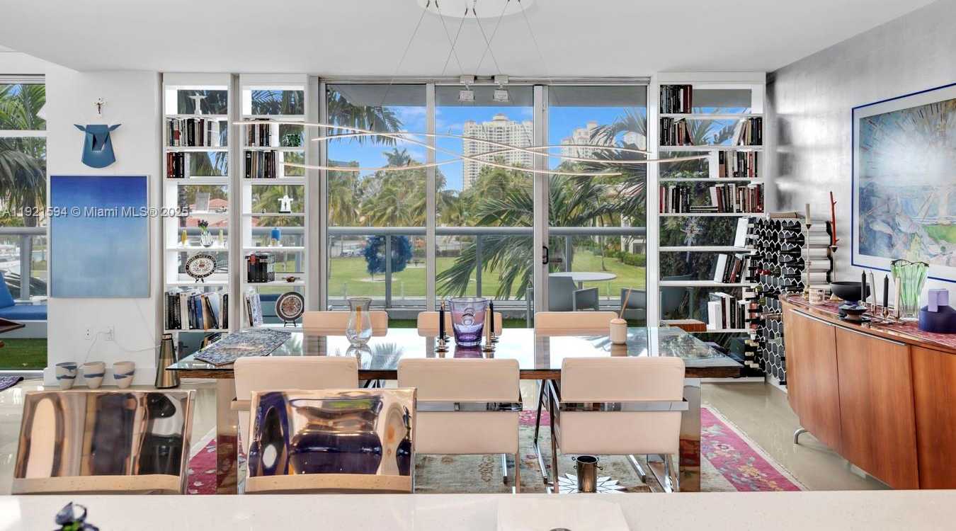 Imagen de Pequeño Objeto