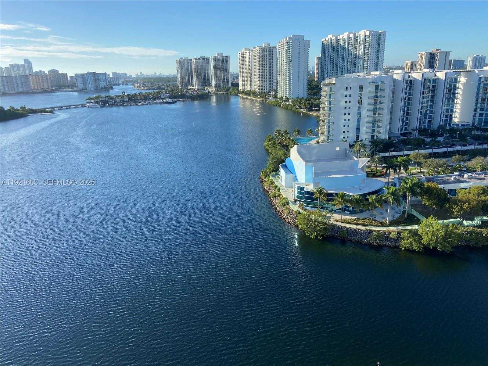 Small Image of 3370 HIDDEN BAY DR #1914, Aventura Number 8