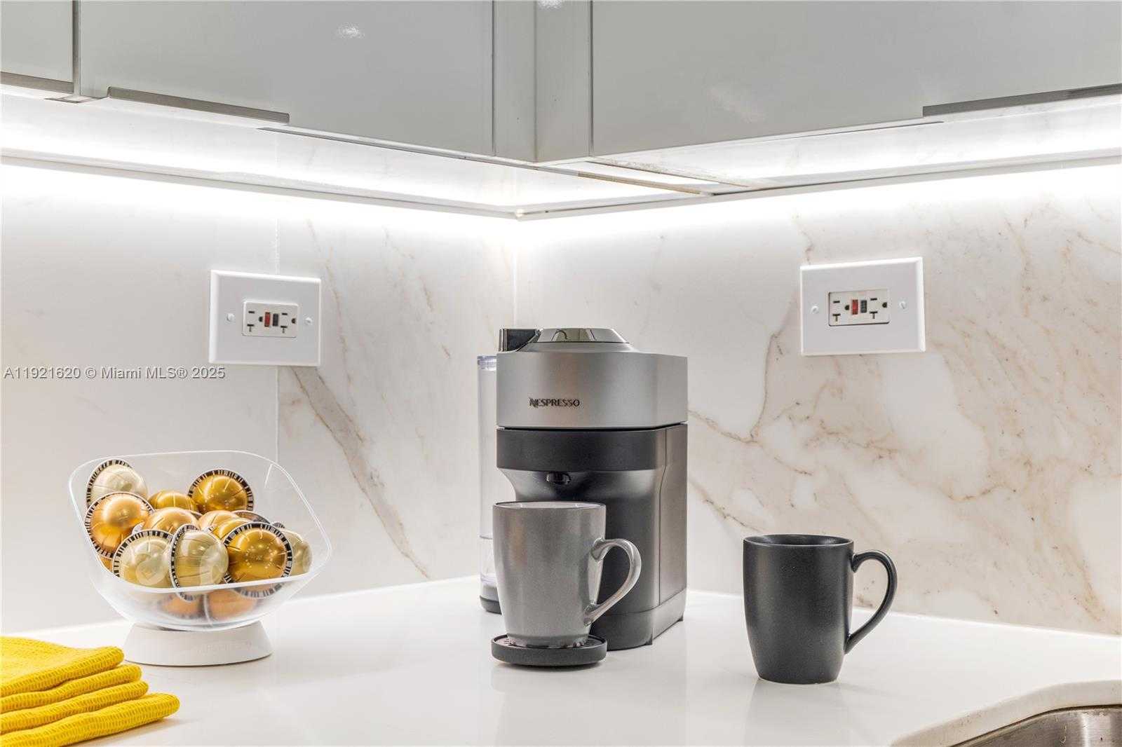 Small Image of 1500 BAY RD #1558S, Miami Beach Number 11