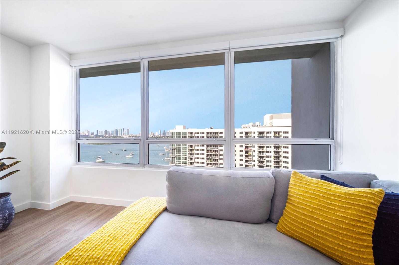 Small Image of 1500 BAY RD #1558S, Miami Beach Number 14